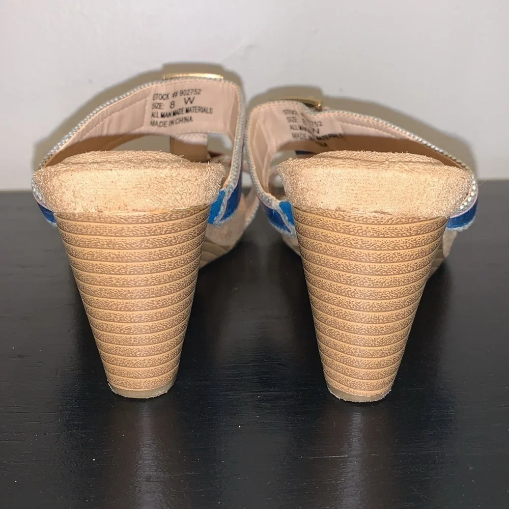 AJ‎ Valenci Wedge Heel Sandals.  Size 8 Wide.
